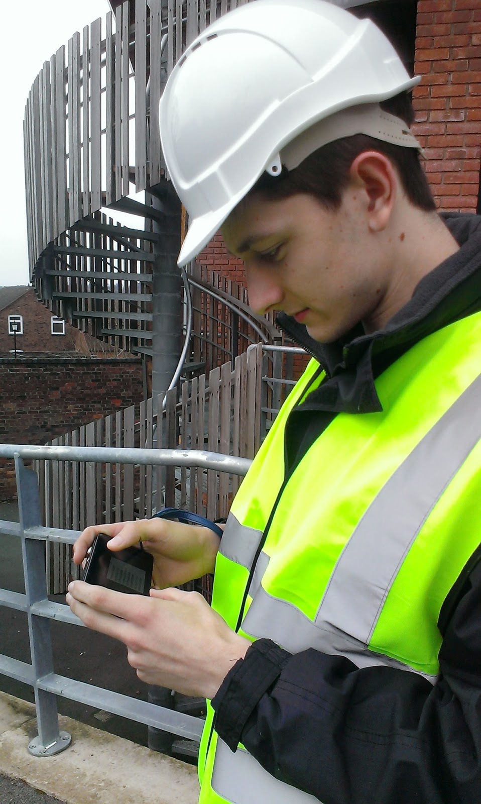 Tracker Mobile helps asbestos sampling in the field